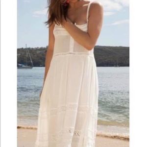 jaase white dress